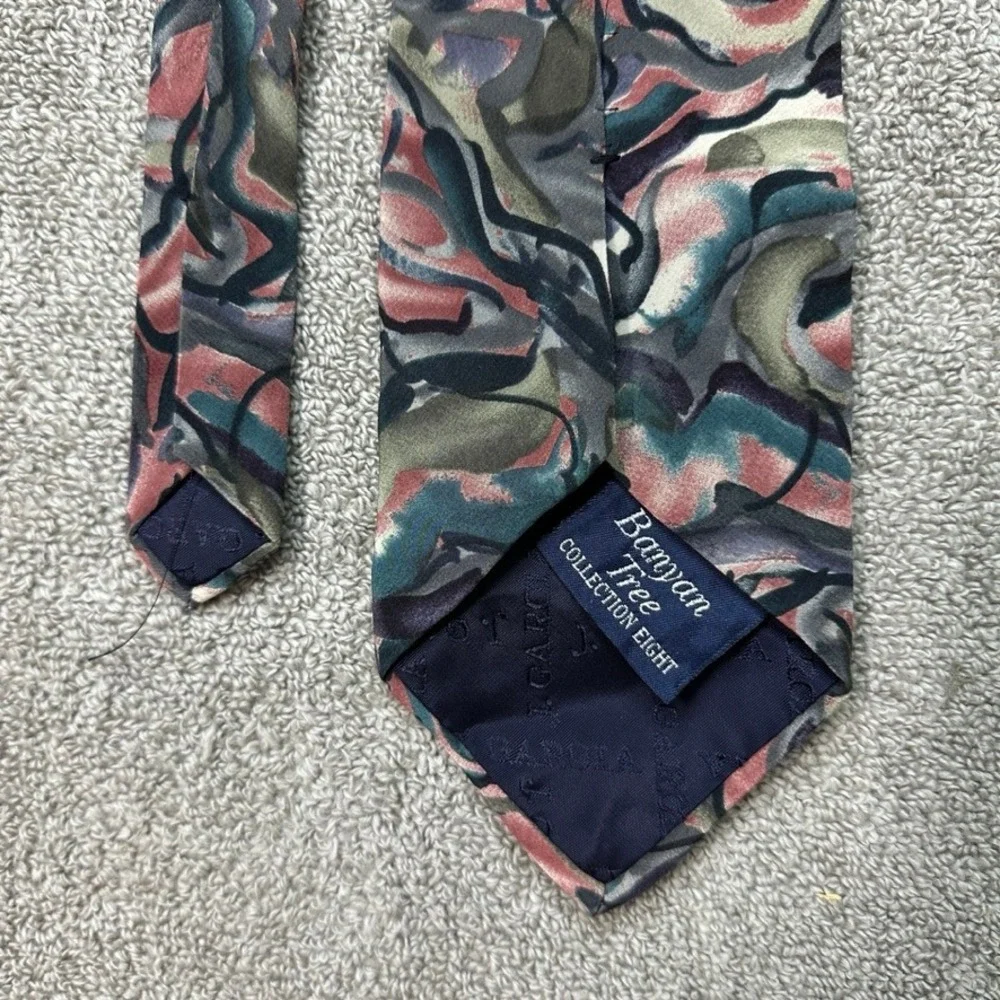 J. Garcia Banyan Tree Collection Eight Silk Tie Abstract Art Pink Green 59 Inch